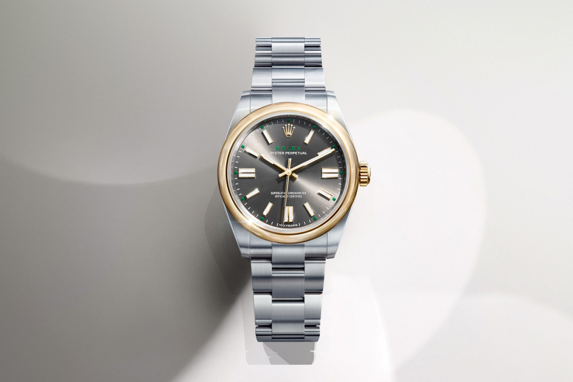 rolex-oyster-perpetual-cover-m134303-0001-portrait